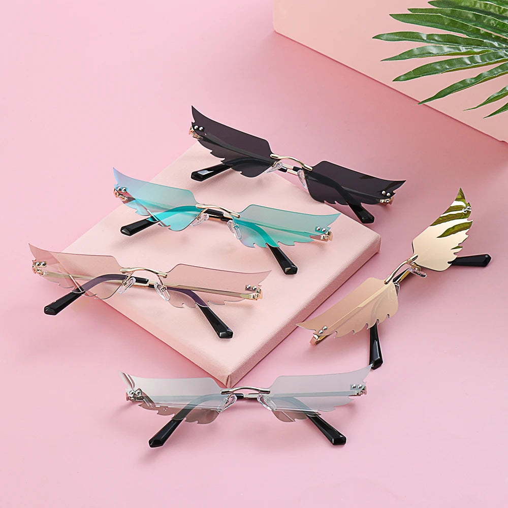 Gafas 👼"Angel Machine"- Tecnología celestial con alma cyberpunk.