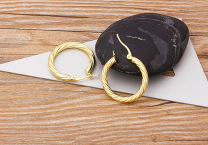 🌈"Cosmic Loop" — Pendientes Bohemios Multicolor con Cristales CZ ✨9 varaintes a elegir