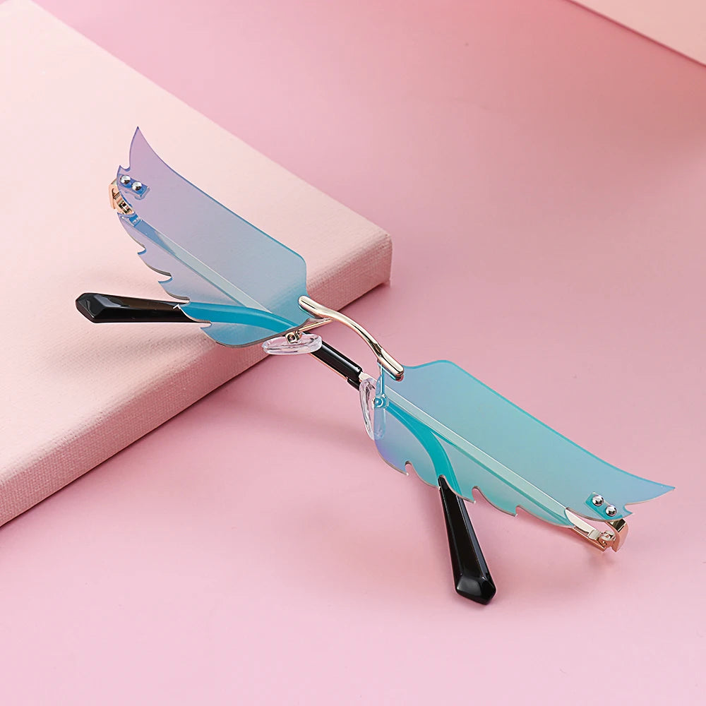 Gafas 👼"Angel Machine"- Tecnología celestial con alma cyberpunk.