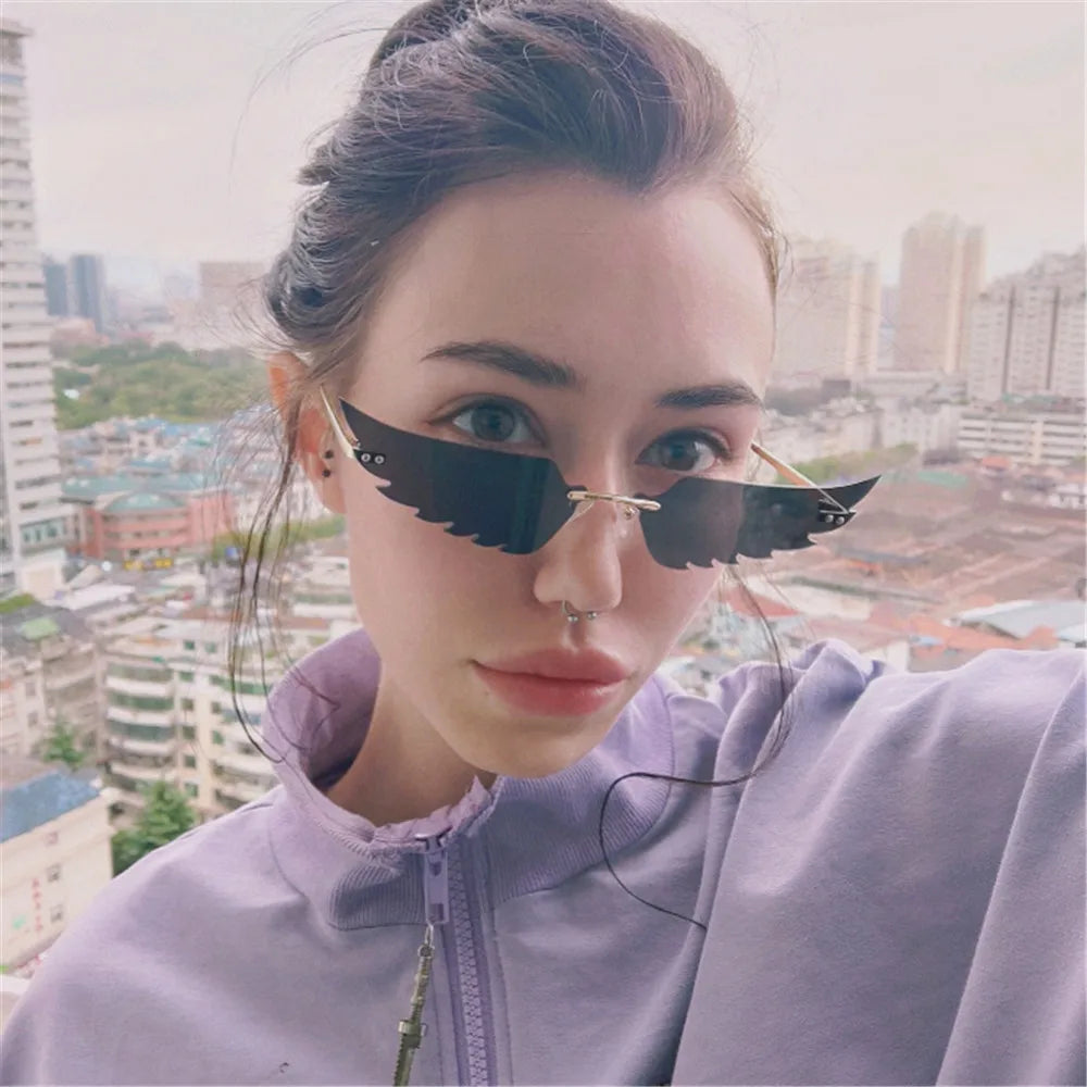 Gafas 👼"Angel Machine"- Tecnología celestial con alma cyberpunk.