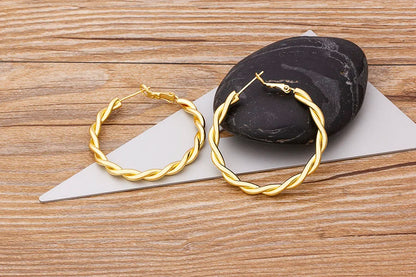 🌈"Cosmic Loop" — Pendientes Bohemios Multicolor con Cristales CZ ✨9 varaintes a elegir