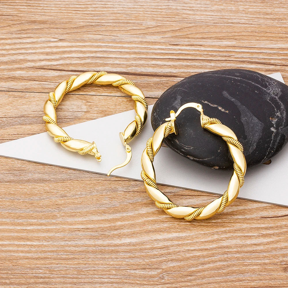 🌈"Cosmic Loop" — Pendientes Bohemios Multicolor con Cristales CZ ✨9 varaintes a elegir