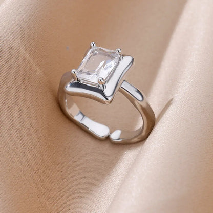 🔥“Zircon Flame Drop” – El Anillo Ajustable que Brilla Como Tu Fuego Interior 💎46 variantes a elegir