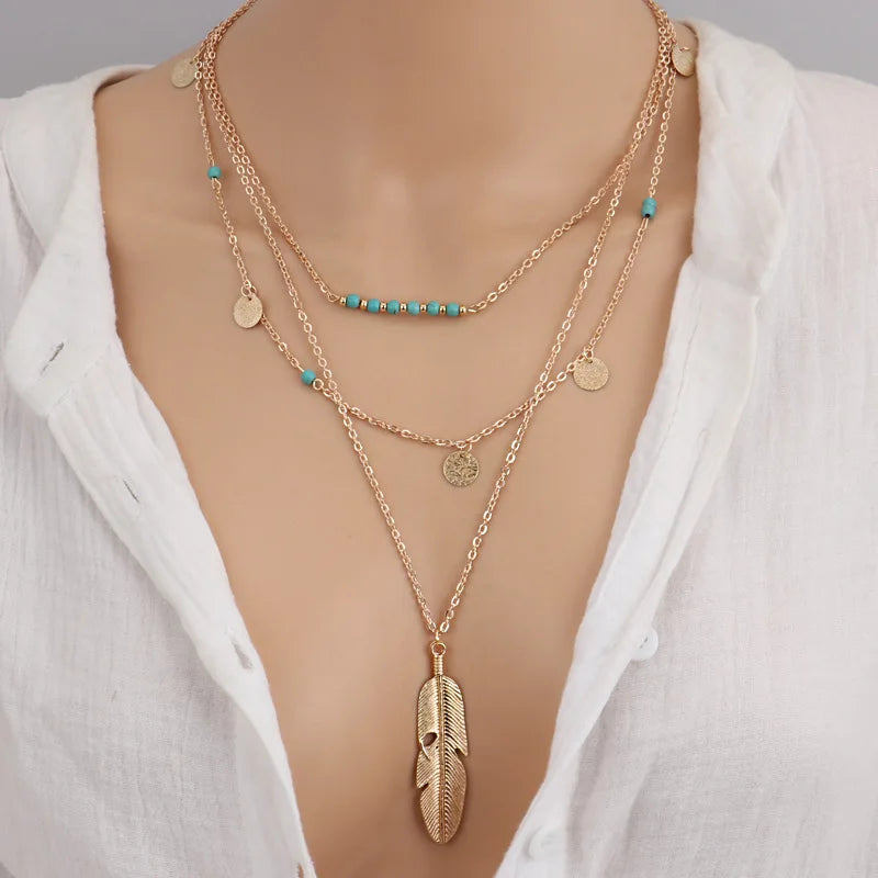 ✨ Golden Mirage – Collar Multicapa con Monedas, Plumas y Cuentas Boho Chic💫 19 variantes