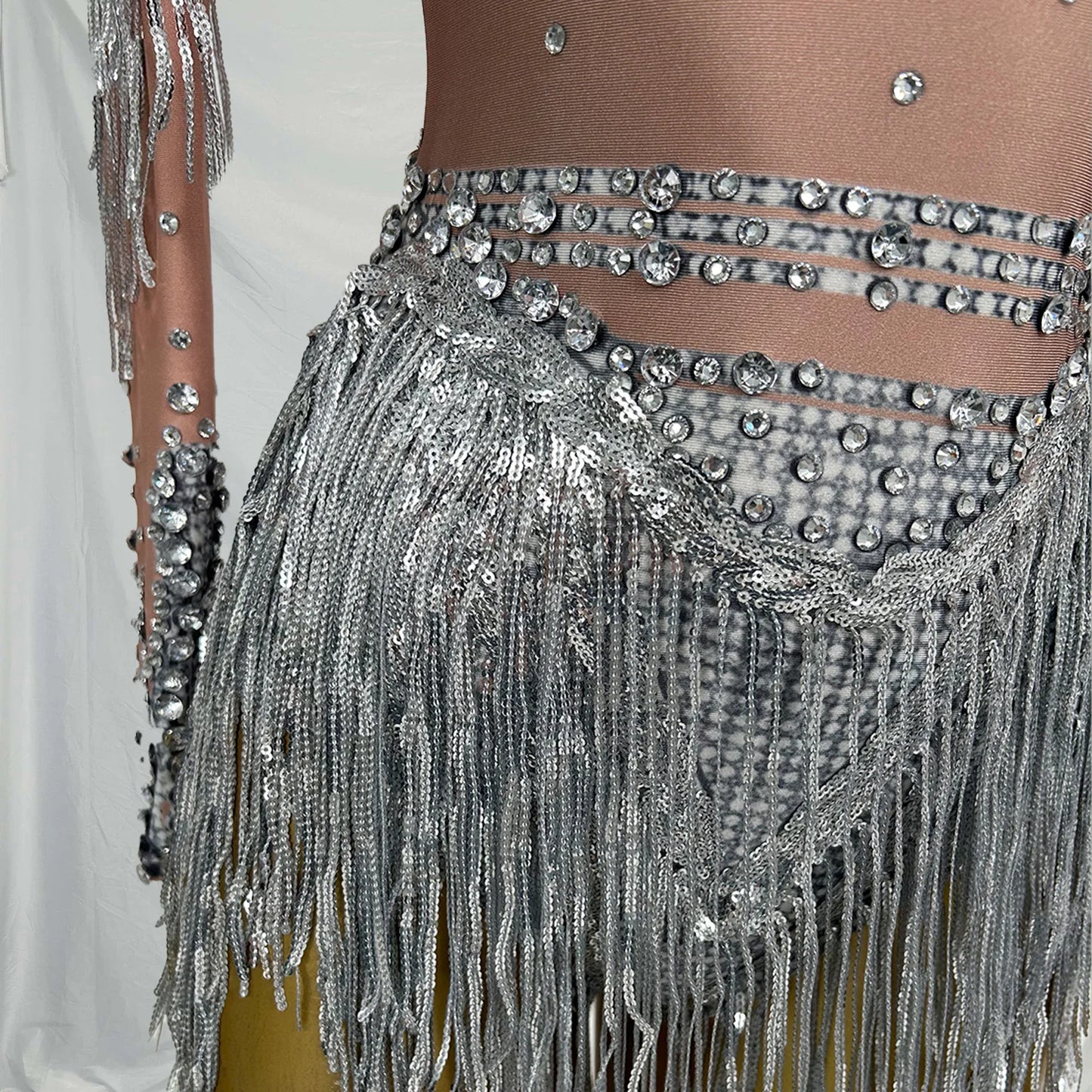 ✨ Fringe Queen Set — Plata / Dorado / Blanco / Rojo 👑