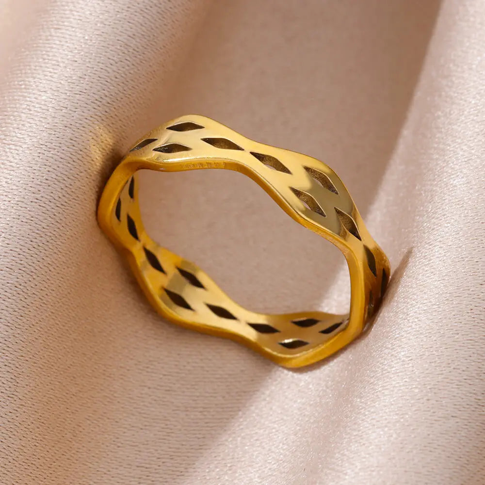 🔥“Zircon Flame Drop” – El Anillo Ajustable que Brilla Como Tu Fuego Interior 💎46 variantes a elegir