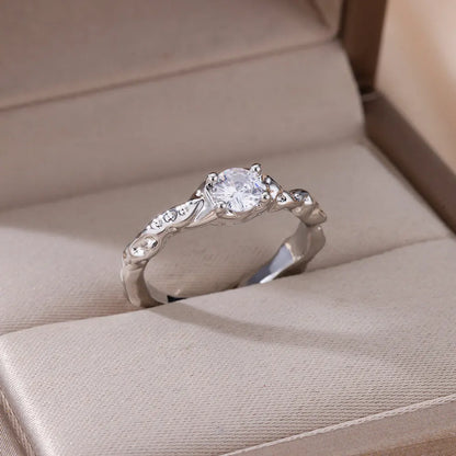 🔥“Zircon Flame Drop” – El Anillo Ajustable que Brilla Como Tu Fuego Interior 💎46 variantes a elegir