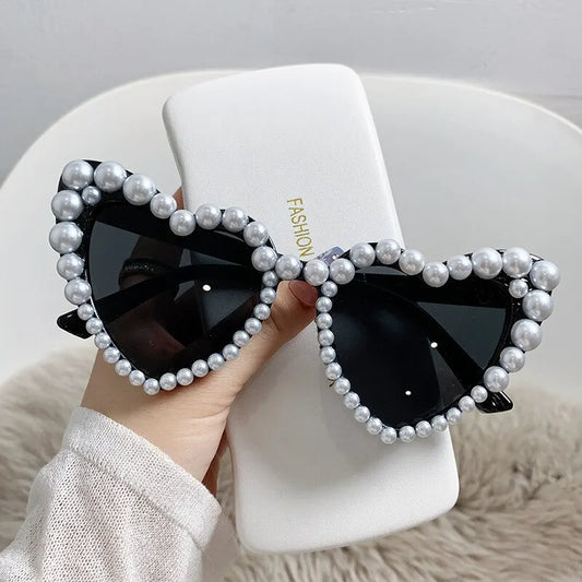 Gafas "Pearl Heartbeat"💘 Glam + perlas + corazones = look princesa rebelde.