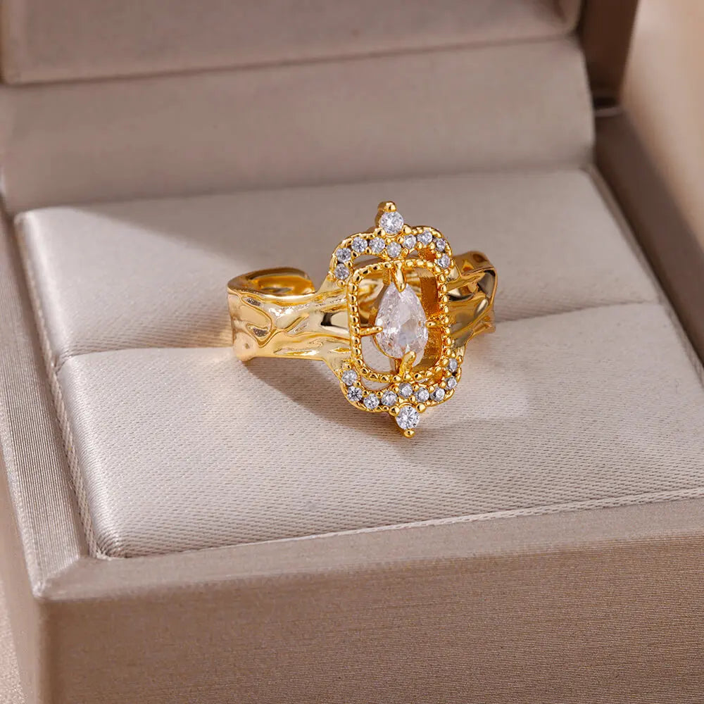 🔥“Zircon Flame Drop” – El Anillo Ajustable que Brilla Como Tu Fuego Interior 💎46 variantes a elegir