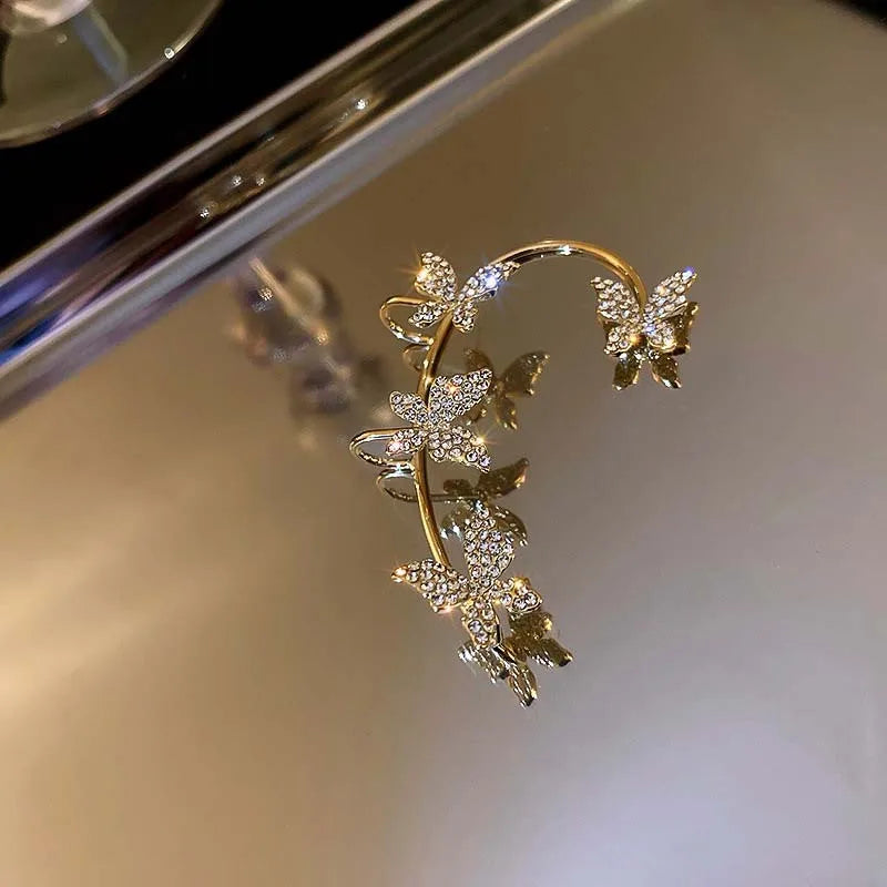 💎"Starlace Wings" 🦋Ear Cuff Clip con Mariposa, Cristales y Borla Estelar✨ 18 variantes a elegir