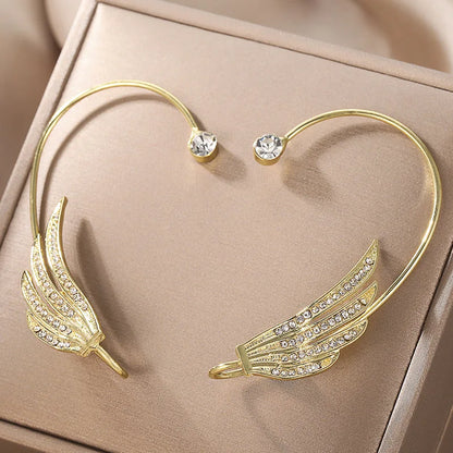 💎"Starlace Wings" 🦋Ear Cuff Clip con Mariposa, Cristales y Borla Estelar✨ 18 variantes a elegir