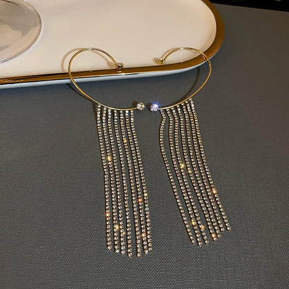 💎"Starlace Wings" 🦋Ear Cuff Clip con Mariposa, Cristales y Borla Estelar✨ 18 variantes a elegir